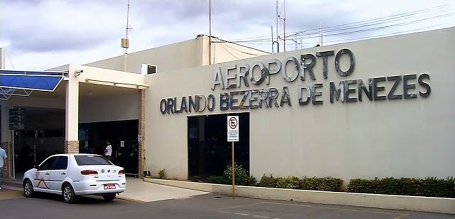Taxistas do aeroporto de Juazeiro que não utilizarem o taxímetro serão punidos