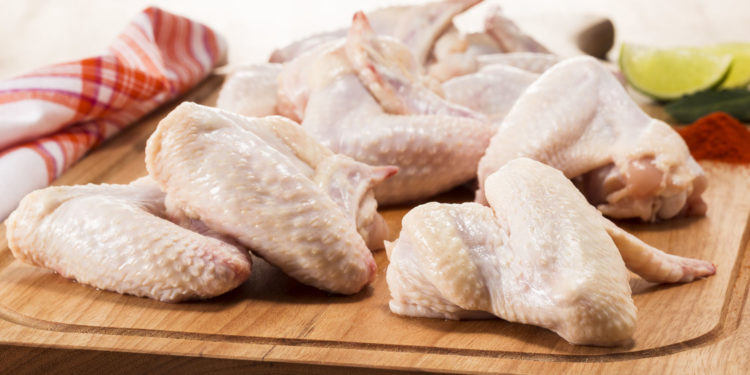 Perdigão recolhe carne de frango por risco de contaminação ...