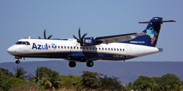 Azul mantém fixos dois voos diários para Recife partindo de Juazeiro