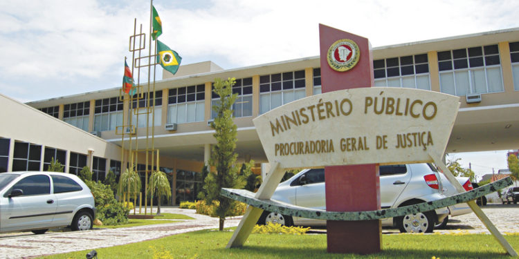 Concurso para Ministério Público do Ceará oferta 29 vagas e salários até R$ 5,9 mil