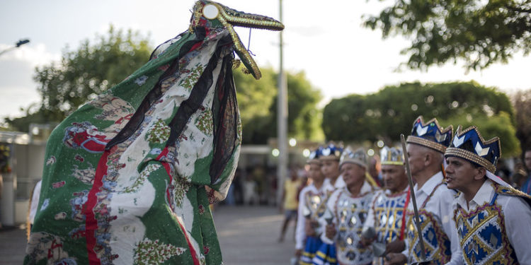 Sesc Juazeiro promove evento com grupos de tradição e programação musical durante Romaria das Candeias