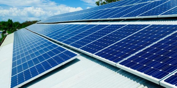 UFCA recebe placas fotovoltaicas para geração de energia em campus de Juazeiro