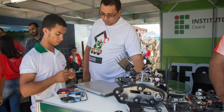 Feira tecnológica abre inscrições para torneio de robótica e Hackathon no Cariri