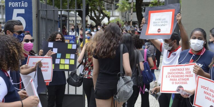 Termina neste domingo (16) a reaplicação do Enem 2021