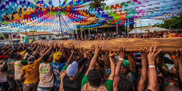 Festa do Pau da Bandeira de Barbalha será realizada no dia 04 de junho