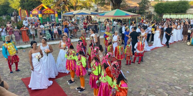 Noivas de Santo Antônio: casamento coletivo acontece em Barbalha neste domingo (11)