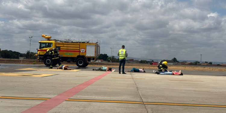 Aeroporto de Juazeiro do Norte realiza simulado de resposta a emergência